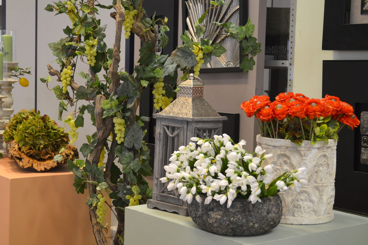 Signes et superstitions : pourquoi il est absolument impossible de garder des fleurs artificielles à la maison