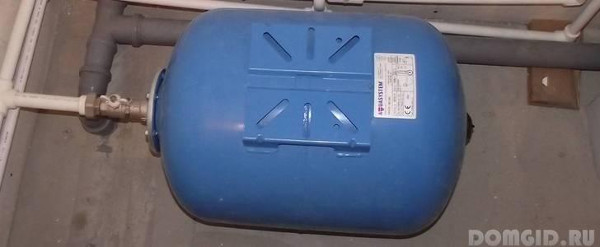 Puits d'eau à faire soi-même: règles de construction + analyse de 4 méthodes de forage populaires