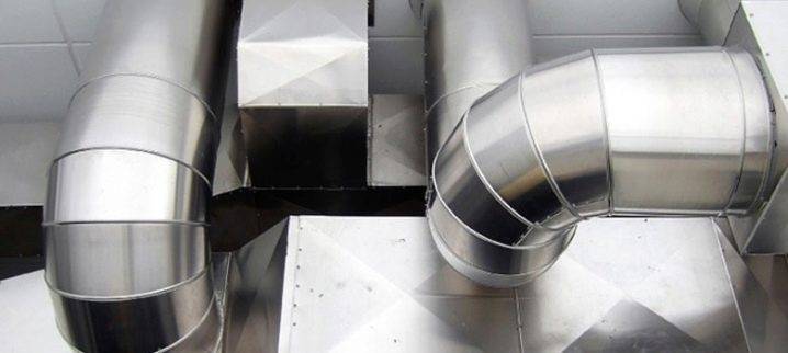 Comment faire de la ventilation dans le pays: les subtilités et les règles d'installation de la ventilation dans une maison de campagne