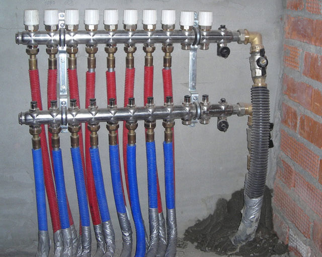 Collecteurs pour le chauffage: types et règles d'installation