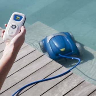 Pourquoi avez-vous besoin d'un nettoyeur de piscine et comment choisir le bon ?