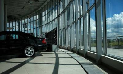 Convecteurs de chauffage au sol à eau: types, caractéristiques d'installation et disposition