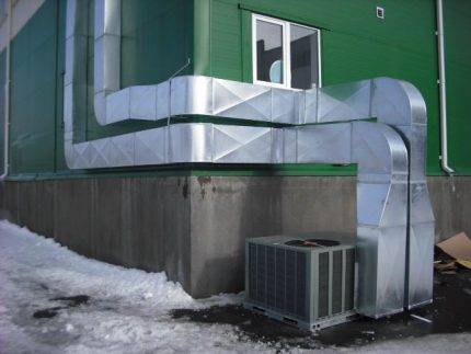 Normes pour les distances de fixation des conduits : calcul des données géométriques du parcours de ventilation