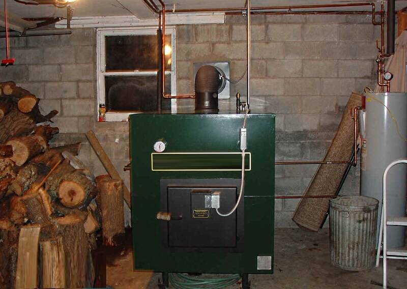 Chaudière à combustible solide à faire soi-même pour une longue combustion au bois et au charbon: dessins et schémas