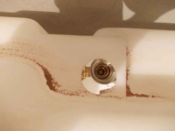 Installation de toilettes suspendues: nous analysons les nuances de la technologie d'installation