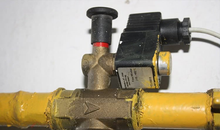 Électrovanne solénoïde: où elle est utilisée + types et principe de fonctionnement