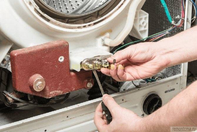 Réparation d'aspirateur Samsung à faire soi-même : causes courantes de dysfonctionnements + comment les réparer