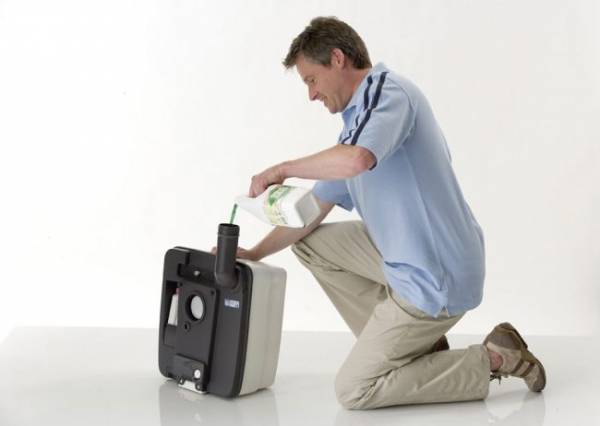 Comment choisir un placard sec pour une résidence d'été: un aperçu et une comparaison de 3 options différentes