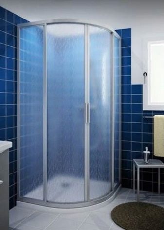 Bain ou douche : que choisir pour une petite salle de bain ?