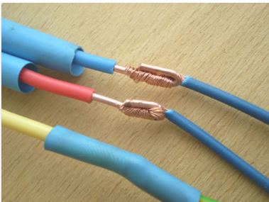 Comment déplacer une prise : instructions pour déplacer une prise vers un autre emplacement