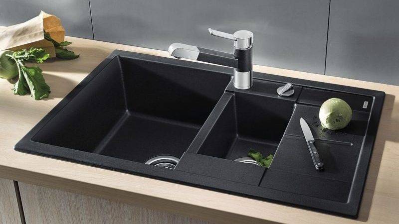 Lavabos en verre pour la salle de bain: types, avantages et inconvénients, un aperçu des meilleurs fabricants