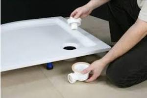 Le choix de la conception du siphon (drain) pour la cabine de douche et son raccordement