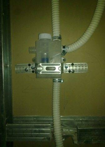 Élimination des condensats de l'unité extérieure du climatiseur: méthodes d'organisation et meilleures solutions technologiques