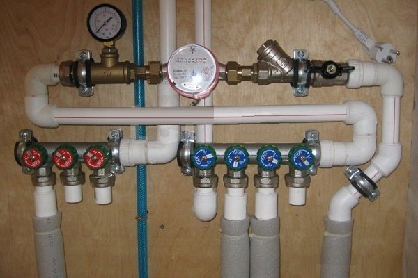 Quels tuyaux pour un puits sur une colline sont préférables d'utiliser