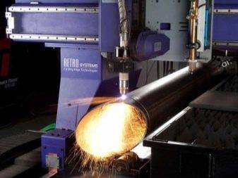 Couper des tuyaux en biais : avantages et inconvénients des différentes méthodes + exemple de travail