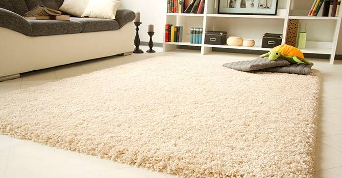 4 astuces pour aider à nettoyer le sol de la saleté