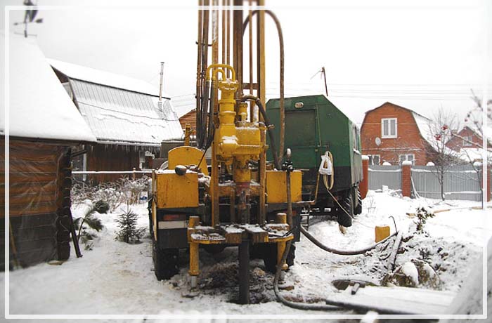 Où et quand est-il préférable de forer un puits - choisir le bon endroit et la bonne période de l'année