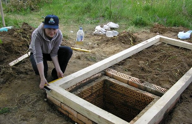 Douche d'été en polycarbonate : instructions de conception étape par étape