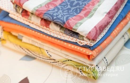 Vous ne pouvez pas repasser le linge de lit après le lavage : vérité ou mythe ?