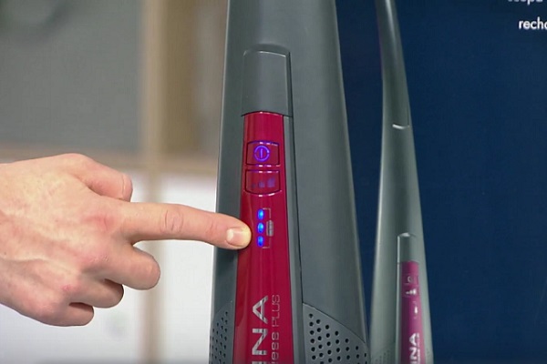 Aspirateur balai delonghi xlr18lm r - aperçu des caractéristiques et fonctions + comparaison avec les concurrents