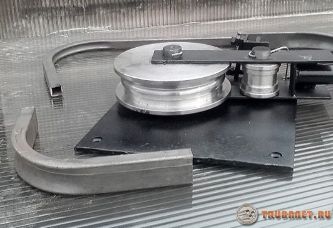 Est-il possible de cintrer un tube profilé sans cintreuse ?