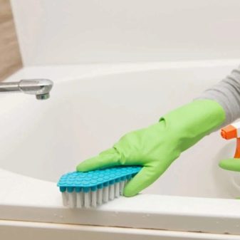 Baignoires assises pour petites salles de bain : types, appareil + comment choisir la bonne