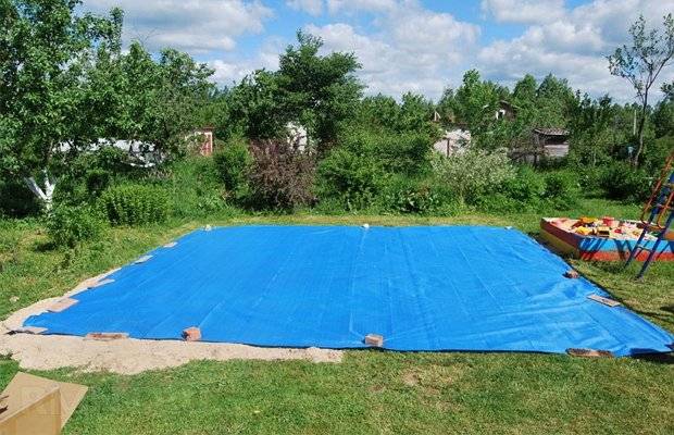 Comment faire une piscine à cadre dans le pays de vos propres mains