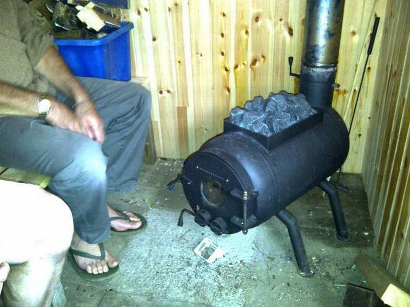 Poêle à pyrolyse à faire soi-même à partir d'une bouteille de gaz: instructions étape par étape