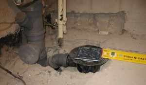 Égouts à faire soi-même pour un bain: schémas possibles et appareil indépendant