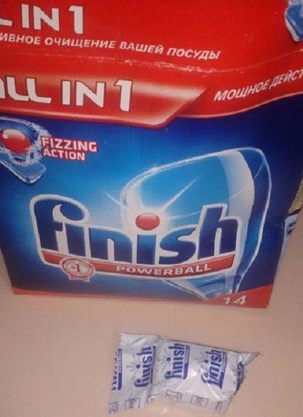 Examen des tablettes Somat pour lave-vaisselle: types, avantages et inconvénients, avis des clients