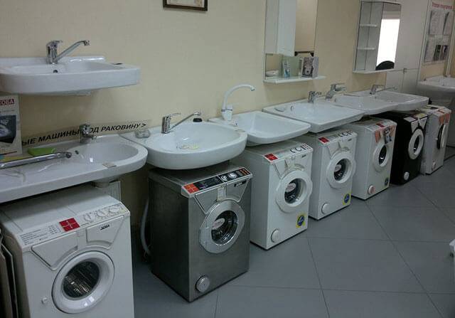 Les nuances de l'installation d'un évier sur une machine à laver: un exemple de travail étape par étape