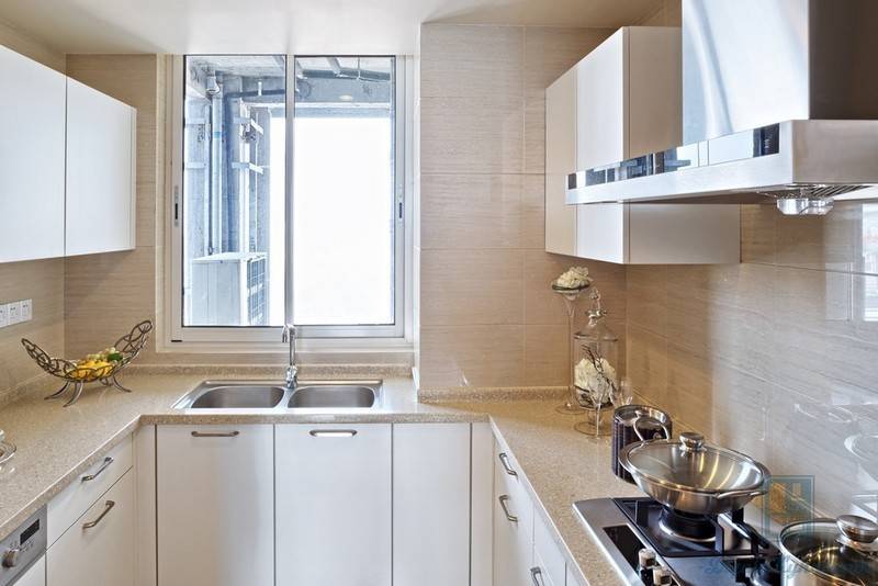 5 façons de remplir de manière rentable un coin dans une petite cuisine