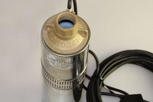 Caractéristiques des pompes de forage "Vodoley"