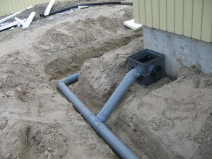 Nous fabriquons le drainage mural à la maison