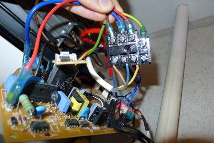 Pourquoi le système divisé ne refroidit pas bien: un aperçu des pannes fréquentes et des méthodes pour les réparer