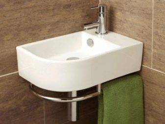 Lavabos d'angle dans la salle de bain: aperçu + instructions d'installation