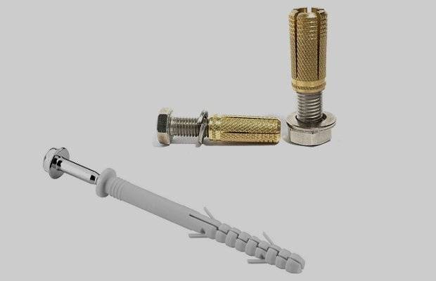 Installation à faire soi-même d'un chauffe-eau à accumulation : guide étape par étape + normes techniques