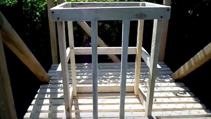 Placard sec à faire soi-même pour les chalets d'été: un guide étape par étape pour construire un placard sec en tourbe