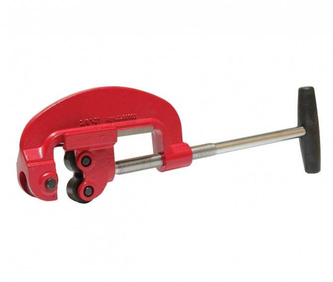 Équipement de coupe de tuyaux: types et caractéristiques d'application