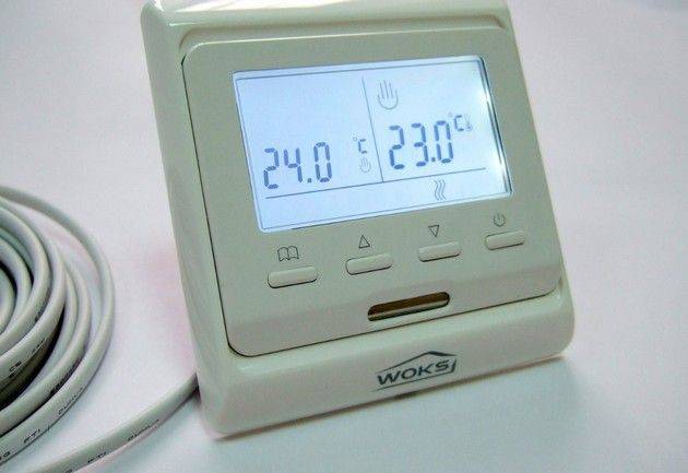 Thermostat pour plancher chauffant : principe de fonctionnement + analyse des types + conseils d'installation