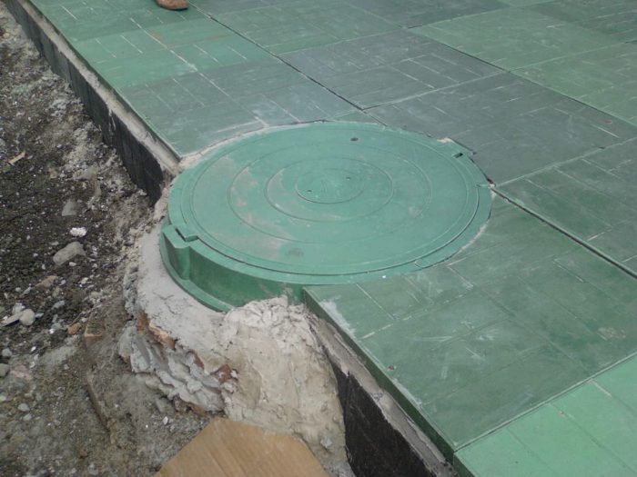 Puits d'égout moderne: options d'appareils et nuances d'installation