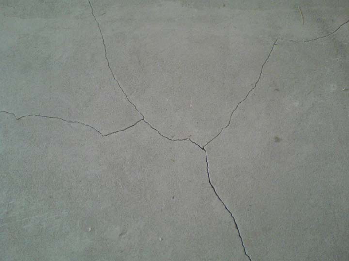 Quel chauffage au sol est le meilleur : eau ou électrique ? Bilan comparatif