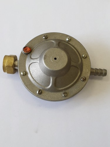 Réducteur de propane : réducteur de bouteille de gaz avec manomètre.