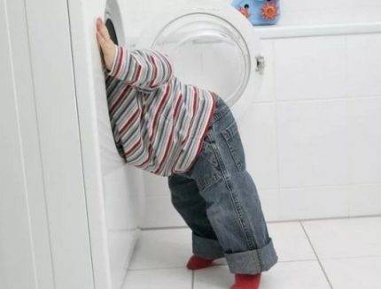 Comment ouvrir une machine à laver si elle est verrouillée : un guide de réparation