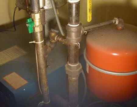 Pression dans le système de chauffage: que devrait-elle être et comment l'augmenter si elle baisse