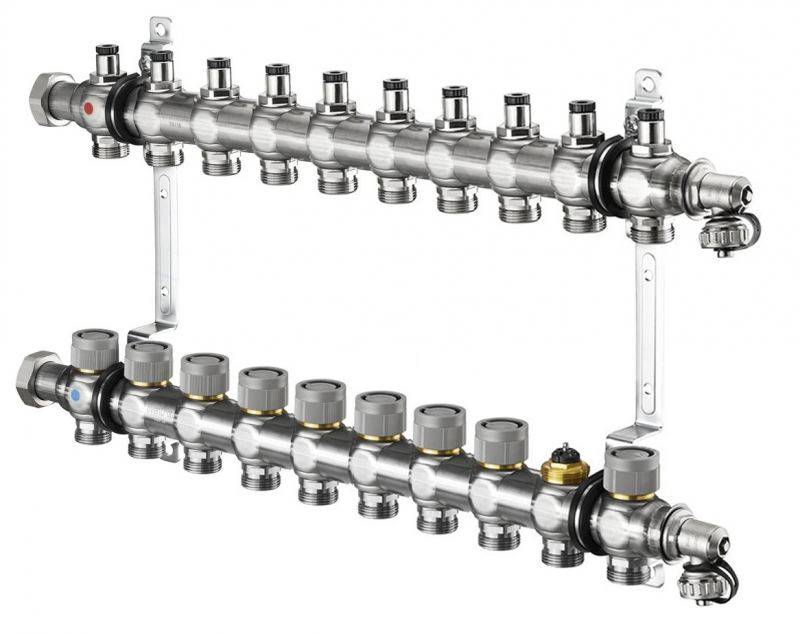 Collecteur de distribution dans le système de chauffage et installation à faire soi-même