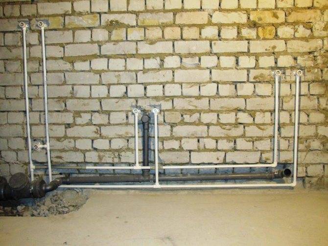 Où est la colonne montante dans la stalinka à cinq étages