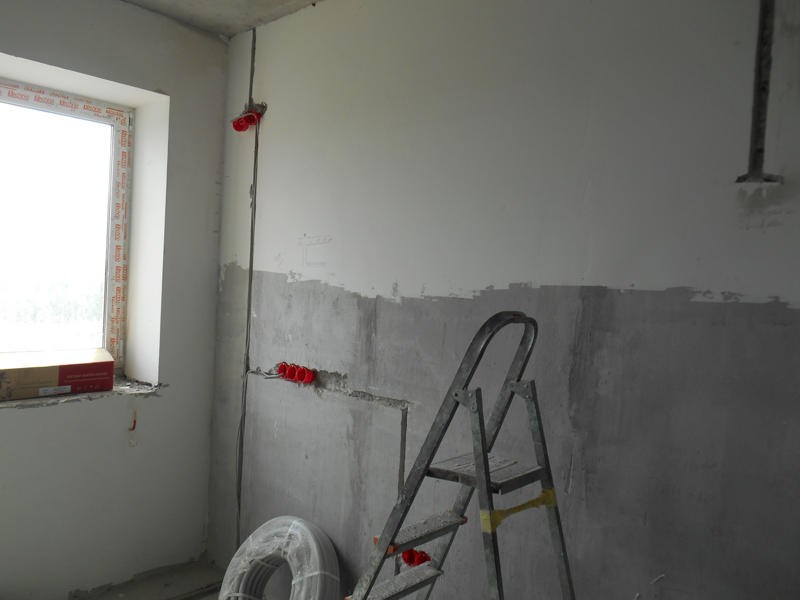 Câblage dans les maisons monolithiques : caractéristiques du câblage électrique |