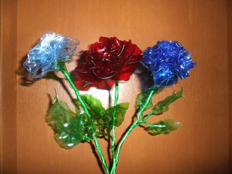 Est-il possible de garder des fleurs artificielles à la maison : signes et bon sens