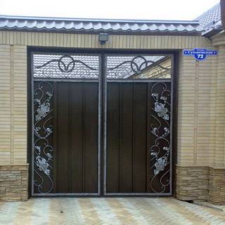 Types de portails pour une maison privée: nuances de choix + étapes d'installation à faire soi-même